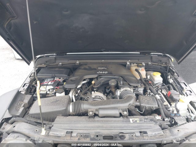 1C4HJXDG7KW662223 Jeep Wrangler Unlimited Sport S 4x4