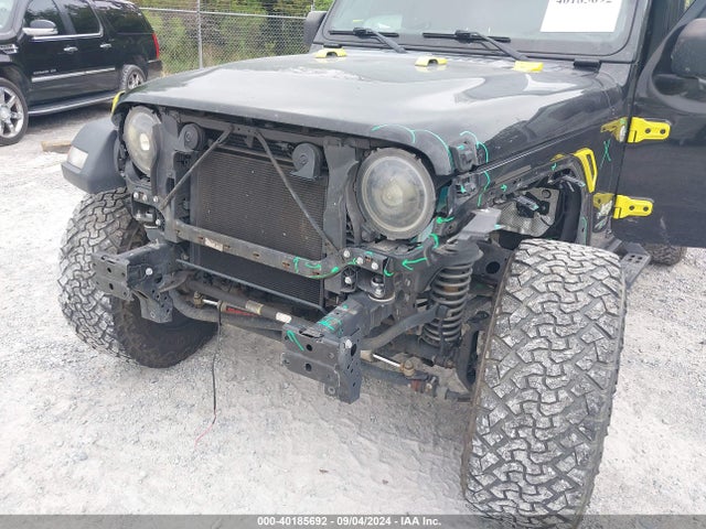 1C4HJXDG7KW662223 Jeep Wrangler Unlimited Sport S 4x4