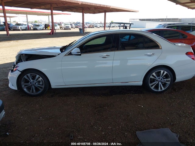 55SWF8DBXKU289121 Mercedes-Benz C 300