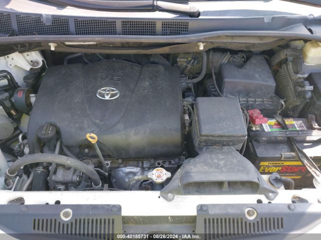 5TDKZ3DC5HS795074 Toyota Sienna Le 8 Passenger