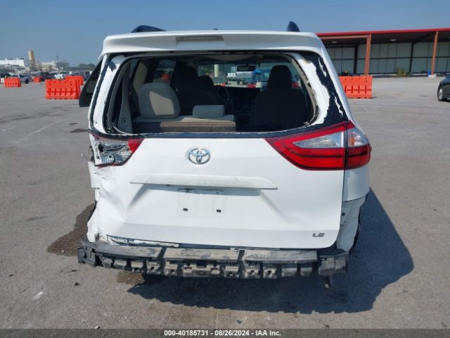 5TDKZ3DC5HS795074 Toyota Sienna Le 8 Passenger
