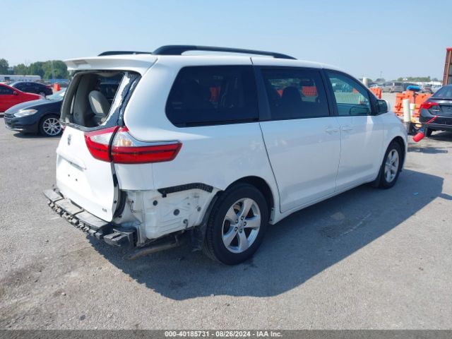5TDKZ3DC5HS795074 Toyota Sienna Le 8 Passenger