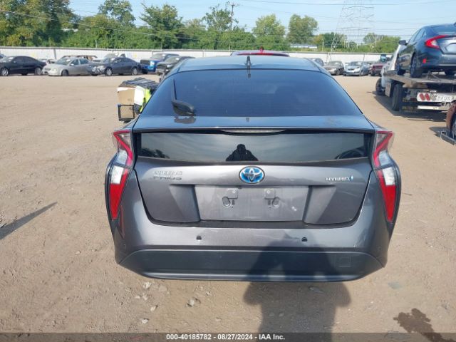 JTDKBRFUXH3577145 Toyota Prius Two
