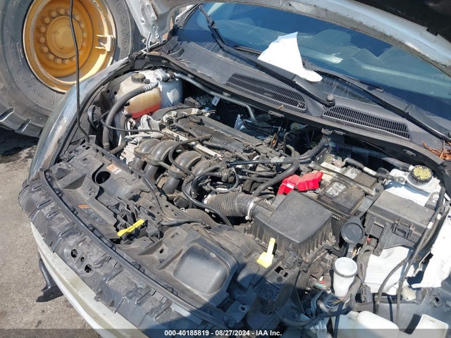 Ford FIESTA SE 2018 3FADP4EJ9JM122334 Image 10