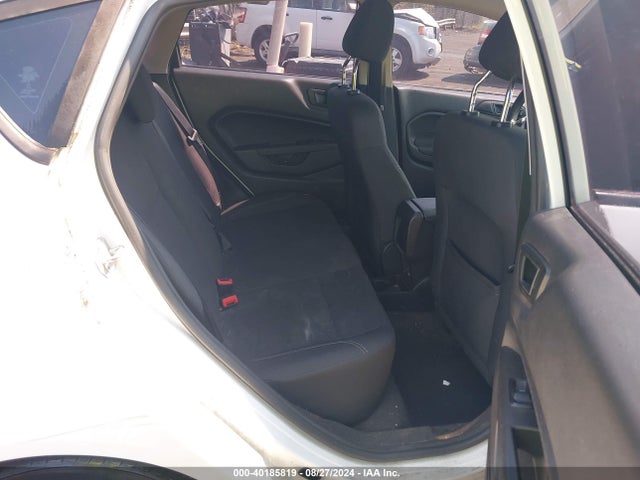 Ford FIESTA SE 2018 3FADP4EJ9JM122334 Image 8