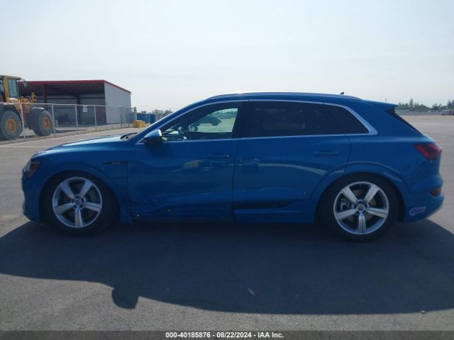 WA1VAAGE5KB015024 Audi E-tron Premium Plus