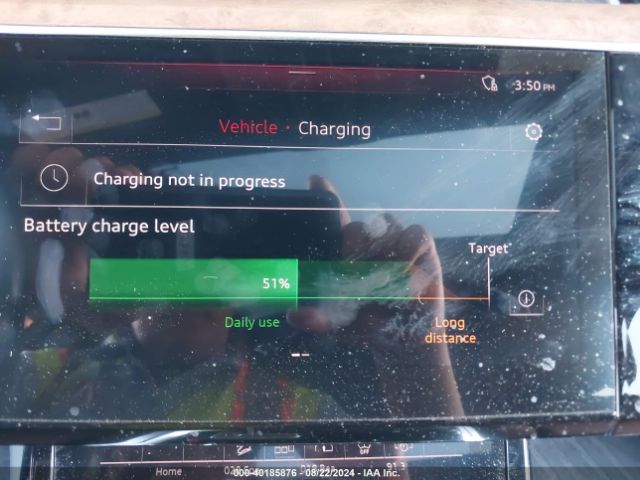 WA1VAAGE5KB015024 Audi E-tron Premium Plus