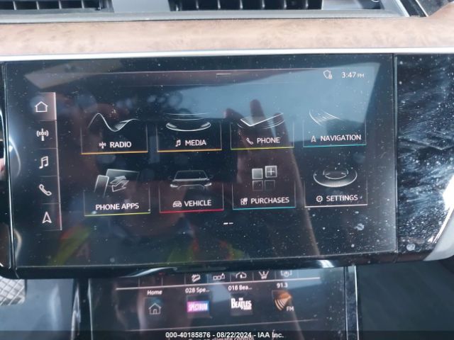 WA1VAAGE5KB015024 Audi E-tron Premium Plus