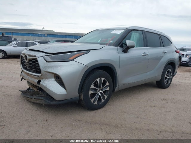 Toyota Highlander Xle 2022 5TDGZRAH0NS549649 Image 2