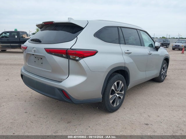 Toyota Highlander Xle 2022 5TDGZRAH0NS549649 Image 4