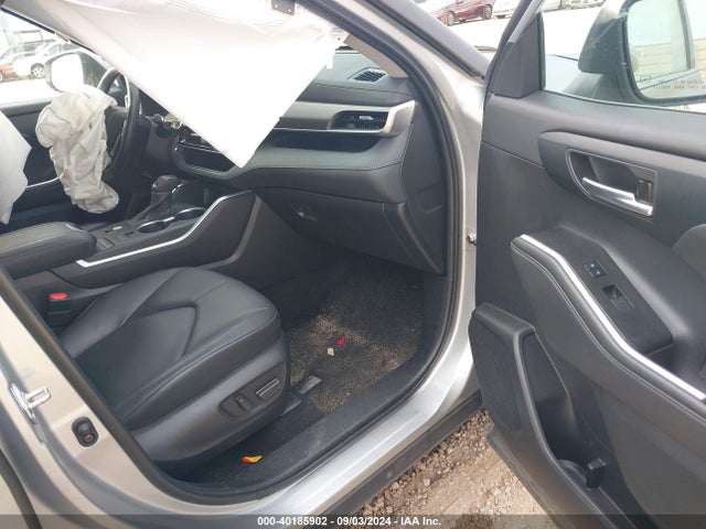 Toyota Highlander Xle 2022 5TDGZRAH0NS549649 Image 5