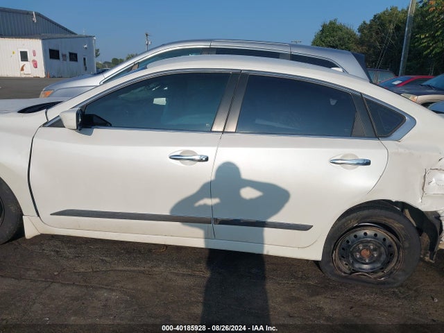 Nissan Altima 2.5 S 2015 1N4AL3APXFC227606 Image 14