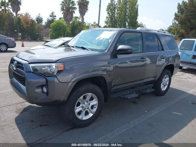 Toyota 4RUNNER SR5 2014 JTEBU5JR2E5169997 Image 2