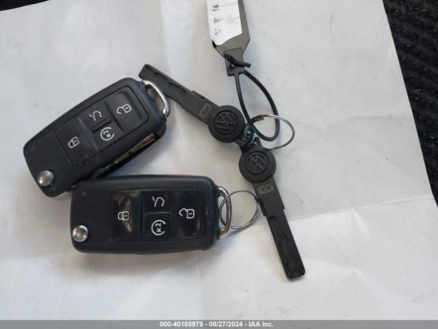1VWCT7A36EC020200 Volkswagen Passat 1.8t Sel Premium