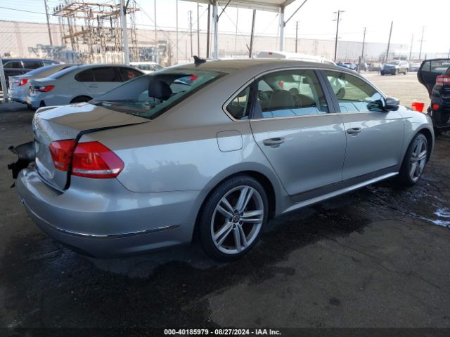 1VWCT7A36EC020200 Volkswagen Passat 1.8t Sel Premium
