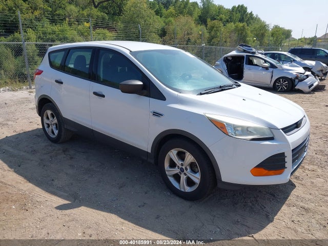 Ford ESCAPE S 2014 1FMCU0F73EUE41011 Image 1