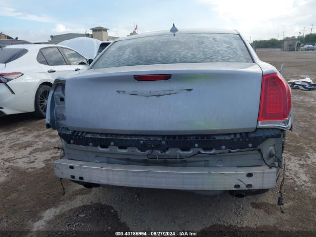 2C3CCAKG7JH177456 Chrysler 300 Limited Awd