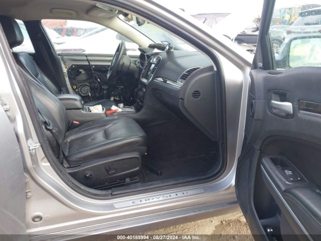 2C3CCAKG7JH177456 Chrysler 300 Limited Awd