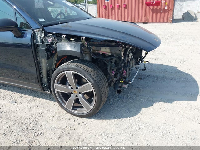 WP1AE2AY9PDA12655 Porsche Cayenne E-hybrid Platinum Edition