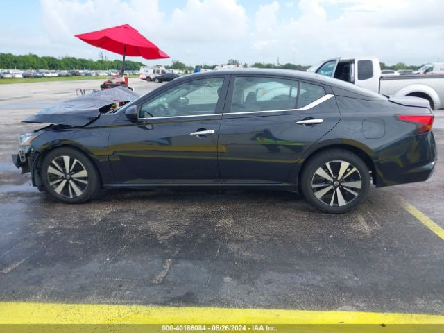 1N4BL4DV5NN390395 Nissan Altima Sv Fwd