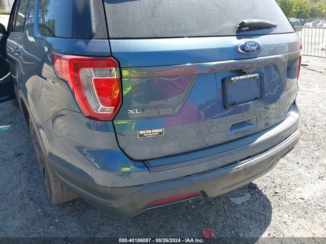 Ford EXPLORER XLT 2018 1FM5K7D89JGB84061 Image 6