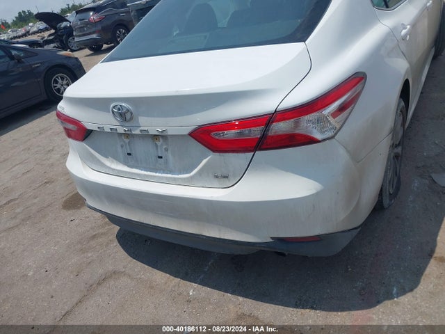 Toyota CAMRY LE 2020 4T1C11AK7LU362853 Image 16
