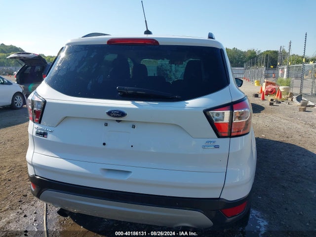 Ford ESCAPE SE 2018 1FMCU9GD0JUB61422 Image 16