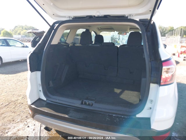 Ford ESCAPE SE 2018 1FMCU9GD0JUB61422 Image 8