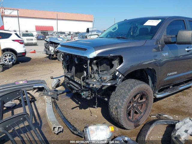 5TFHW5F19EX397690 Toyota Tundra Limited 5.7l V8