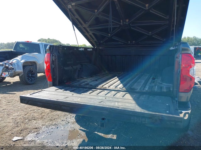 5TFHW5F19EX397690 Toyota Tundra Limited 5.7l V8