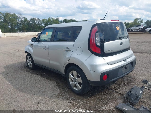 KIA Soul 2019 KNDJN2A23K7685137 Image 3