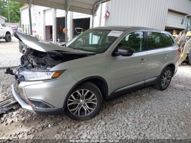 JA4AD2A39JZ054188 Mitsubishi Outlander Es