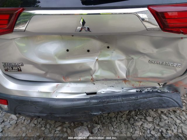 JA4AD2A39JZ054188 Mitsubishi Outlander Es