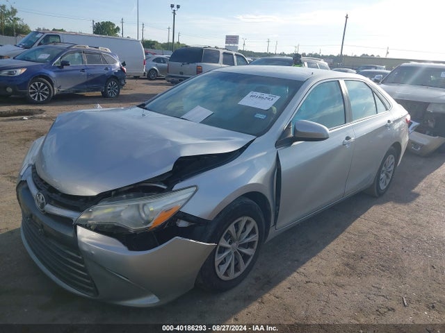 Toyota CAMRY LE 2015 4T1BF1FK6FU009434 Image 2