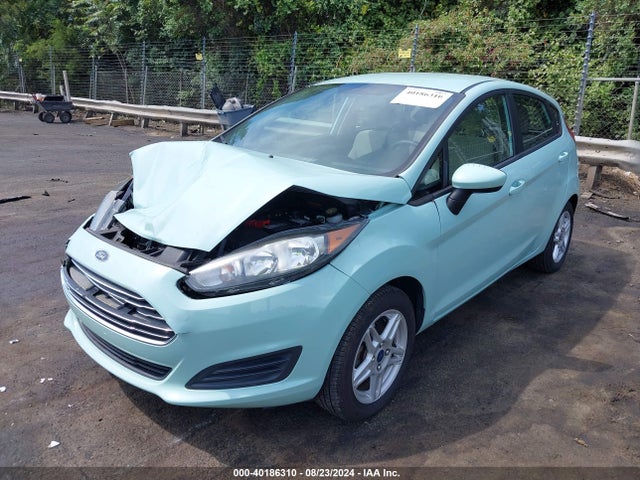 Ford FIESTA SE 2018 3FADP4EJ0JM132878 Image 2