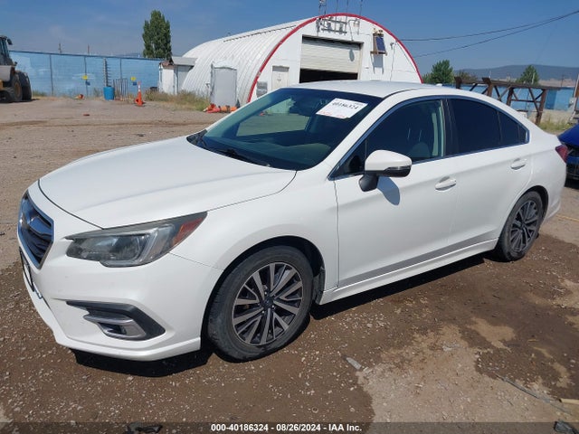 Subaru Legacy 2.5i Premium 2018 4S3BNAF60J3045368 Image 2