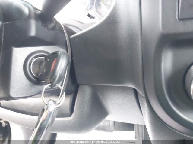 1C4NJRFB0ED734590 Jeep Patriot Latitude