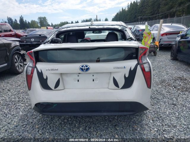 JTDKARFU6G3523164 Toyota Prius Four