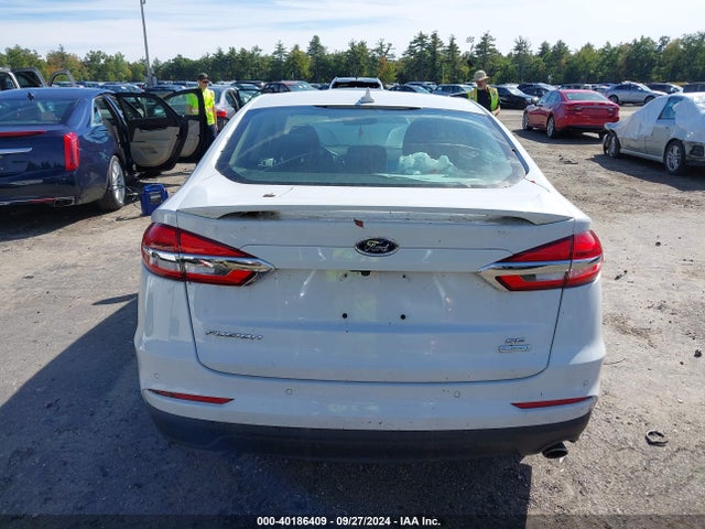 Ford FUSION SE 2019 3FA6P0HD5KR125520 Image 16