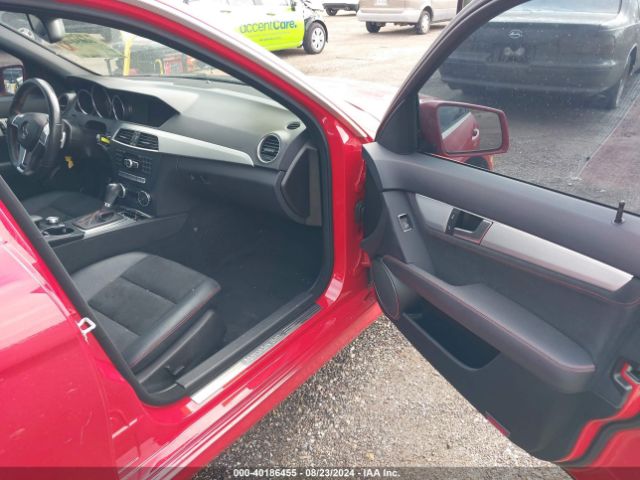 WDDGF8AB5EA898212 Mercedes-Benz C 300 Luxury 4matic/sport 4matic