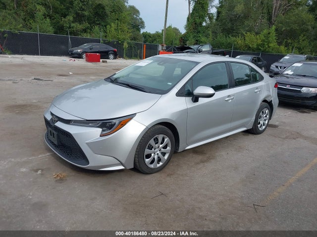 Toyota COROLLA LE 2022 5YFEPMAE2NP317679 Image 2