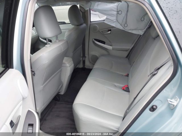 JTDKN3DU6F1926852 Toyota Prius Four