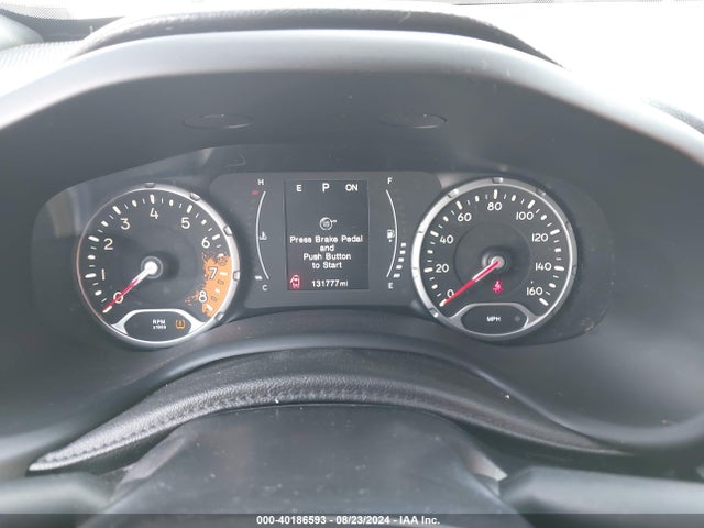ZACCJABB6JPG80187 Jeep Renegade Latitude Fwd