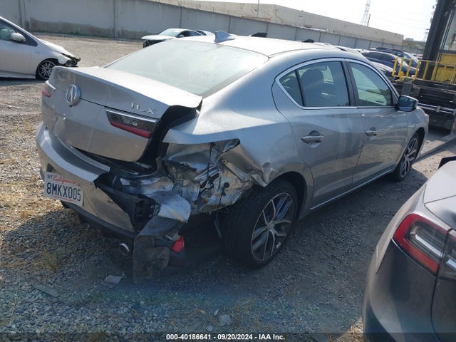 19UDE2F73KA014833 Acura Ilx Premium Package/technology Package