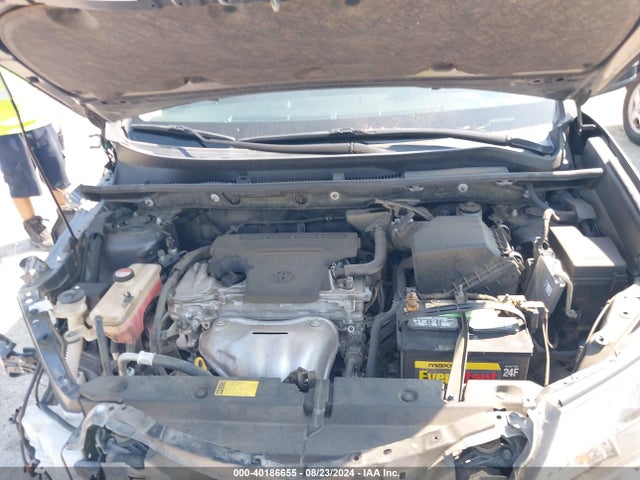 Toyota RAV4 LE 2015 JTMZFREV1FJ044221 Image 10