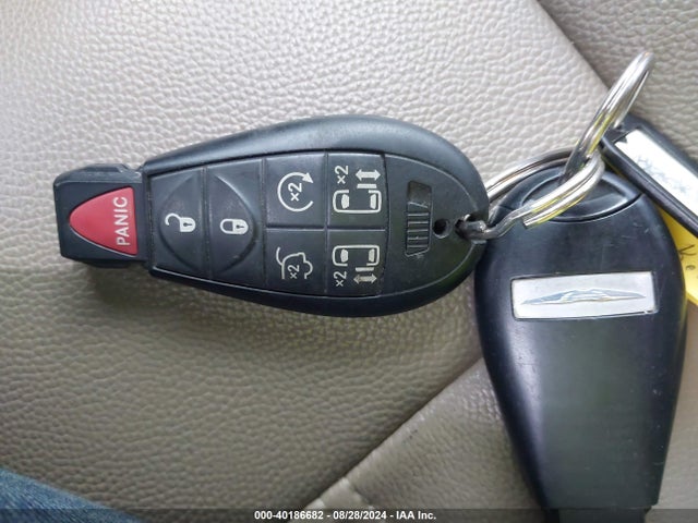 2C4RC1BG4FR755360 Chrysler Town & Country Touring