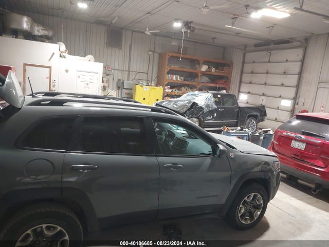 1C4PJMBX3KD468569 Jeep Cherokee Trailhawk 4x4