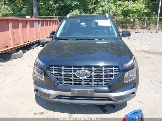 KMHRC8A38NU185495 Hyundai Venue Sel