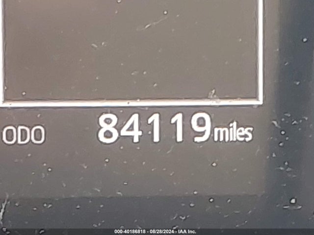 Toyota CAMRY LE 2018 JTNB11HK8J3040064 Image 16