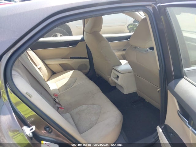 Toyota CAMRY LE 2018 JTNB11HK8J3040064 Image 8